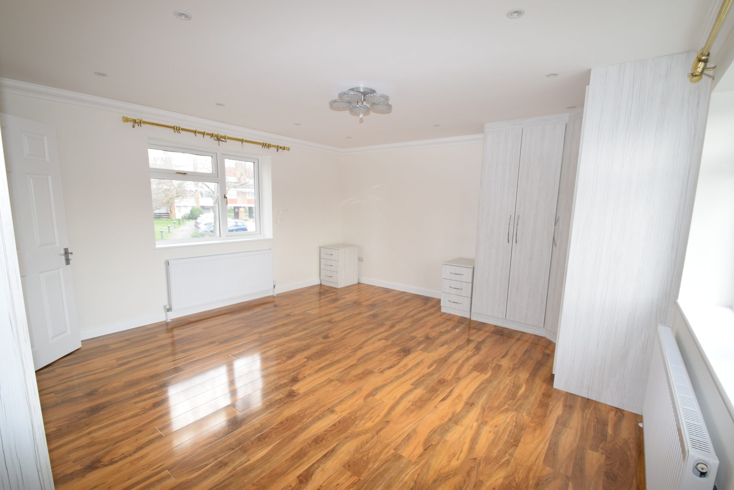 Hanger Vale Lane, Ealing 34 bedroom housegrimshaw estate agents