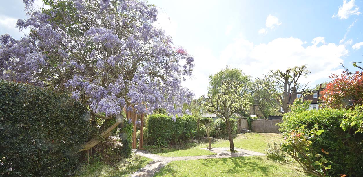 New to the market For Sale Brentham Garden Estate Grimshaw