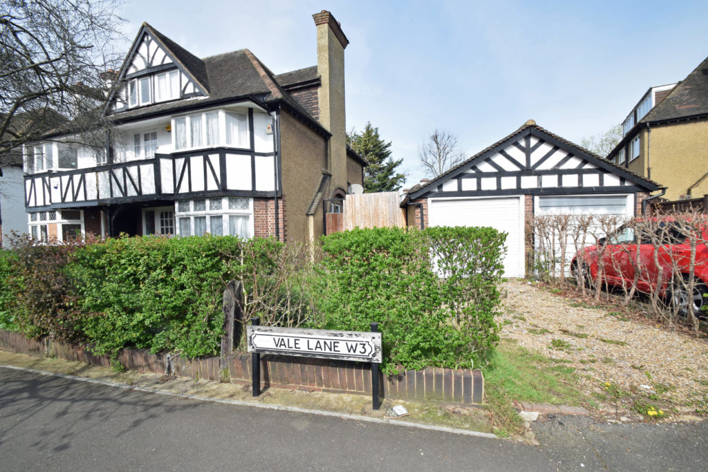 Vale Lane, West Acton, W3