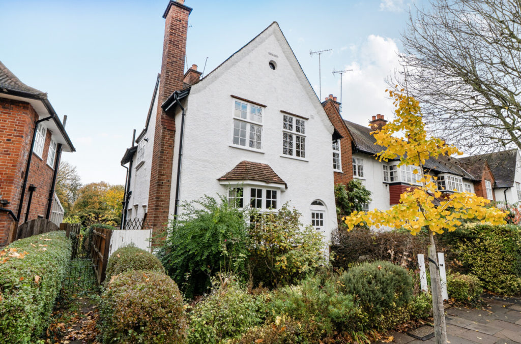 1376996-1-690df9cebab14