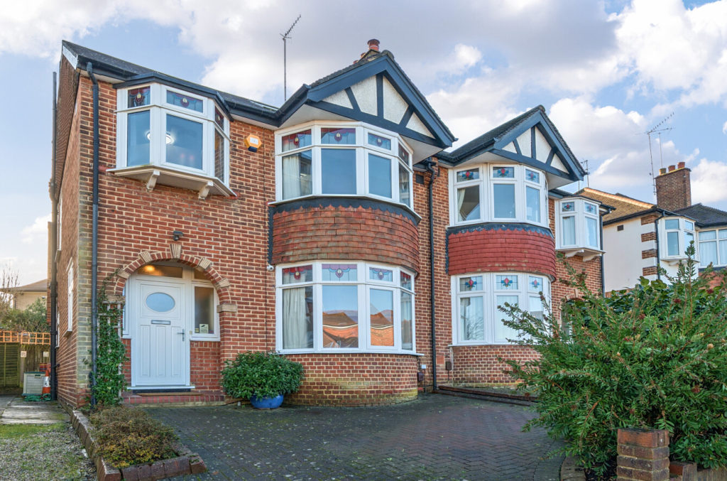 Brookfield Avenue, Ealing, W5