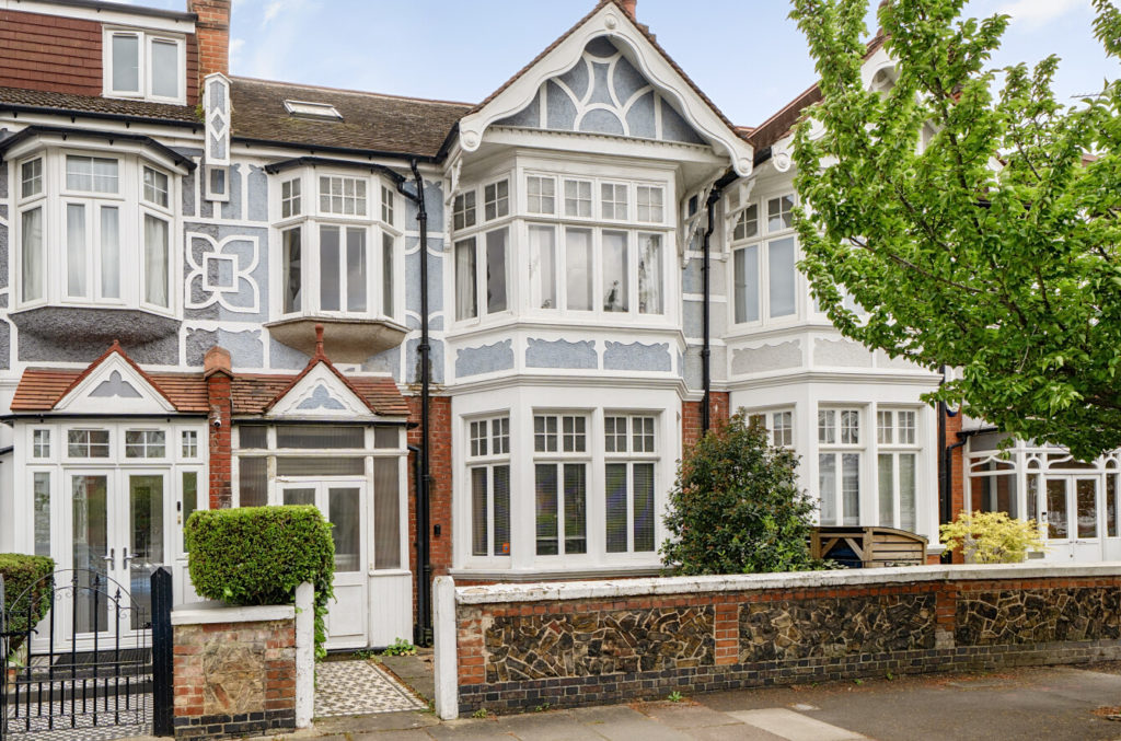 Byron Road, Ealing, W5