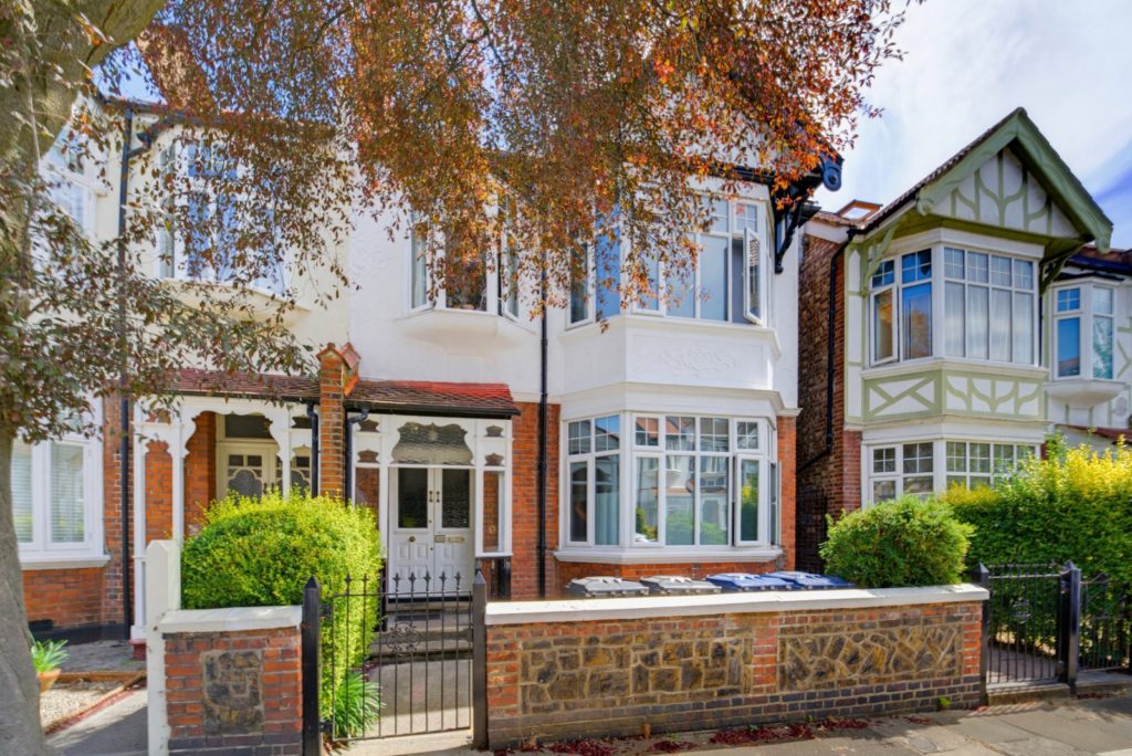 Fordhook Avenue, Ealing, W5