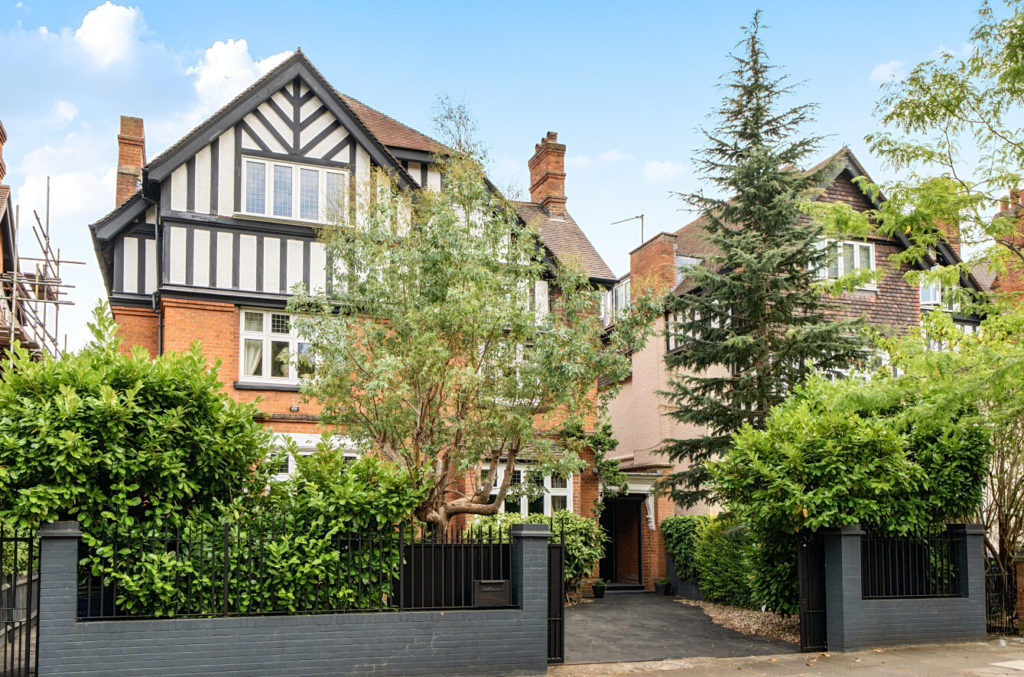 Charlbury Grove, Ealing, W5