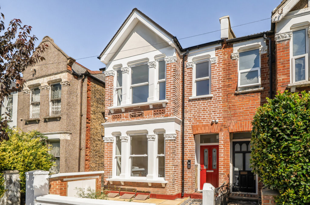 Willcott Road, Acton, W3