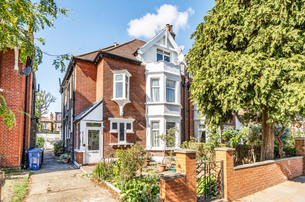 Birch Grove, Acton, W3