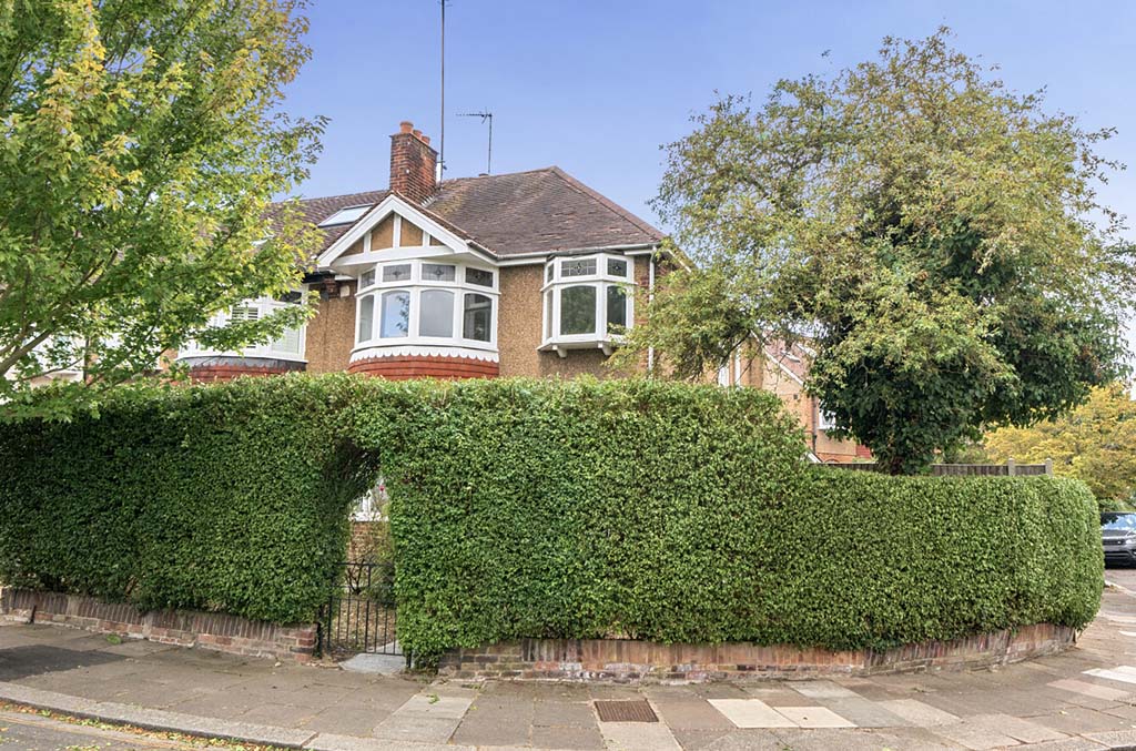 Just reduced - Mulgrave Road, Greystoke Park Estate, Ealing W5